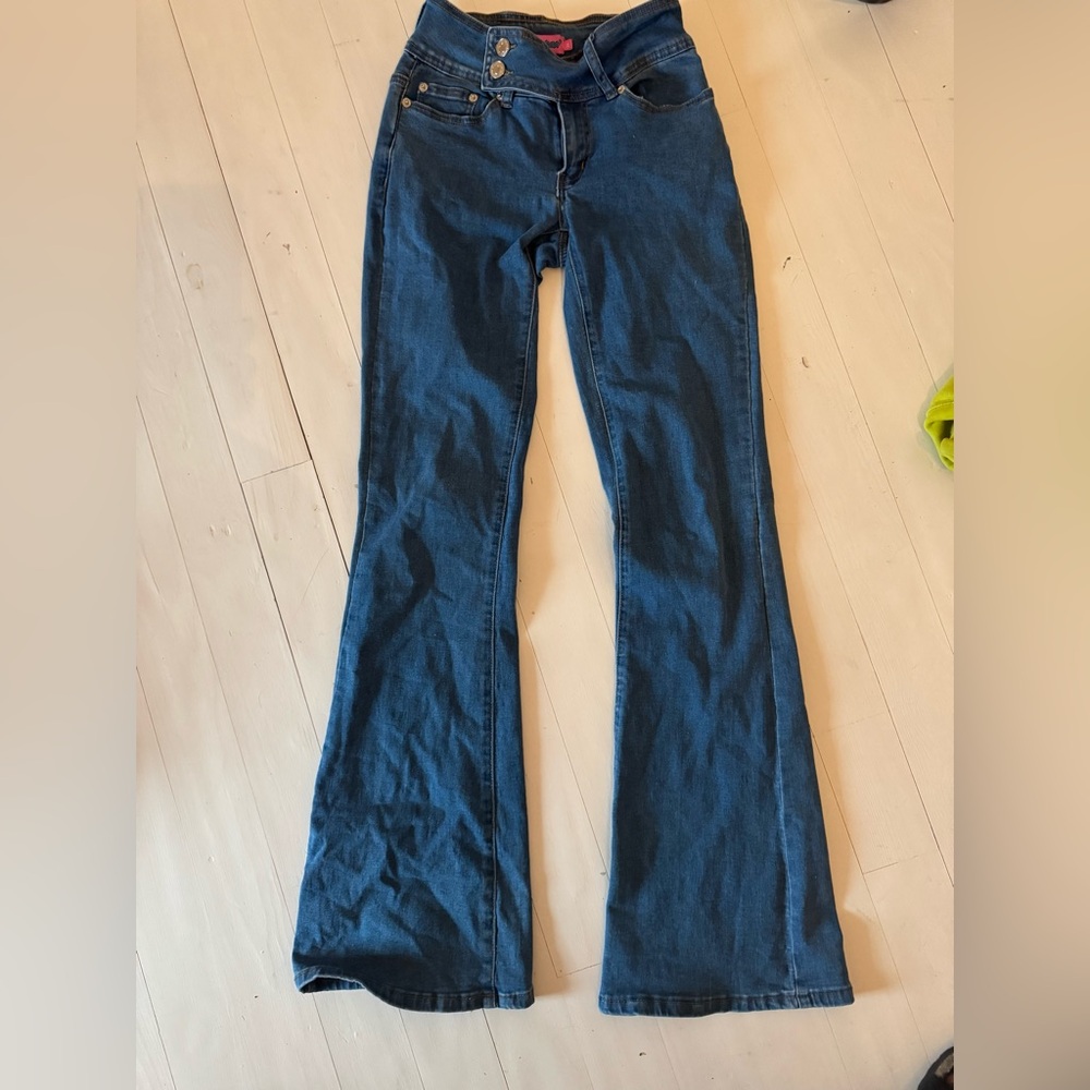 Women's Blue Flared Jeans Edikted